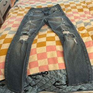 Guess Straight Leg Jeans. Size 29